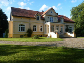 Exklusive Ferienwohnungen im Gutshaus Viezen Bernitt